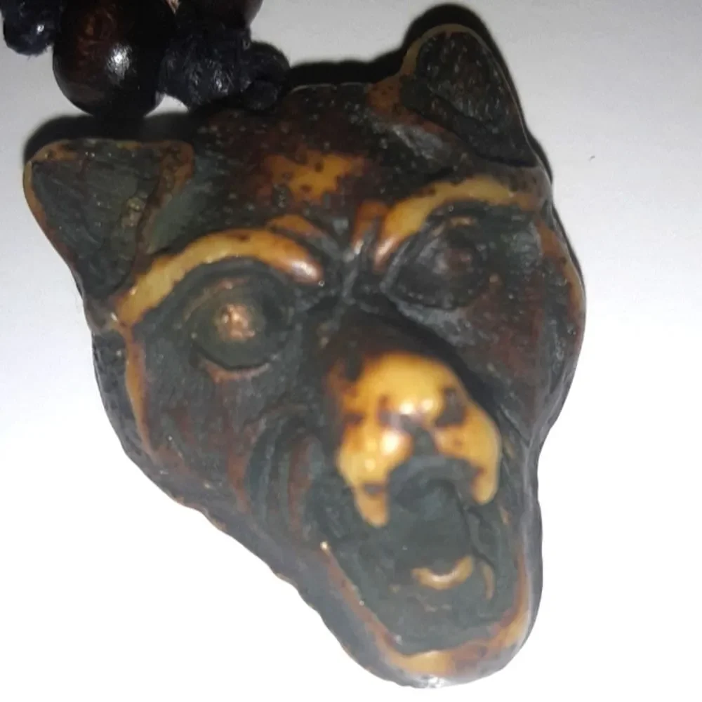 Hand CRAFTED UNISEX wolf charm necklace